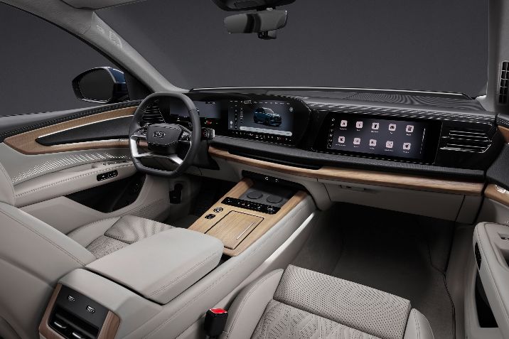 New%20Audi%20Q7