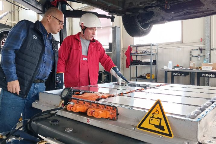 Electric Cars Service